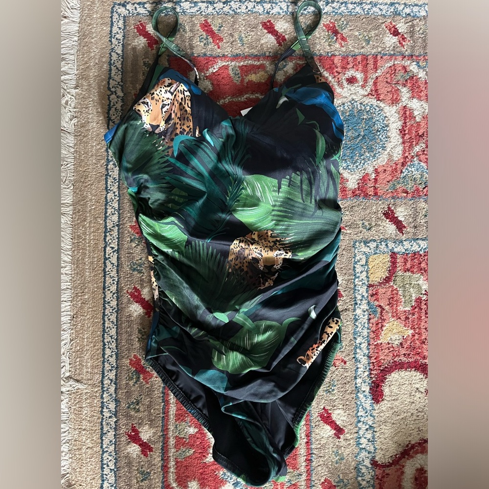 Magicsuit leopard jungle size 10